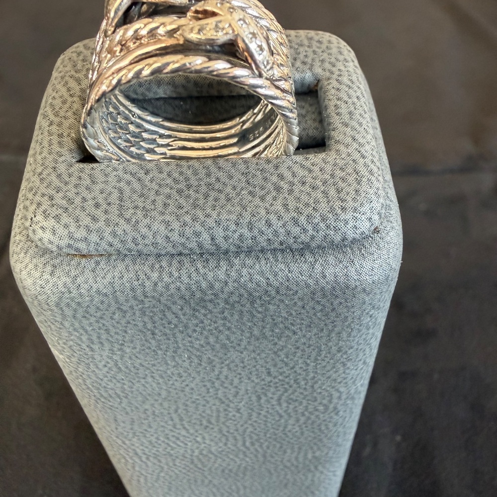 DAVID YURMAN Double Cross Silver and Diamond Ring, Size 6.5 LIKE NEW - Picture 3 of 3